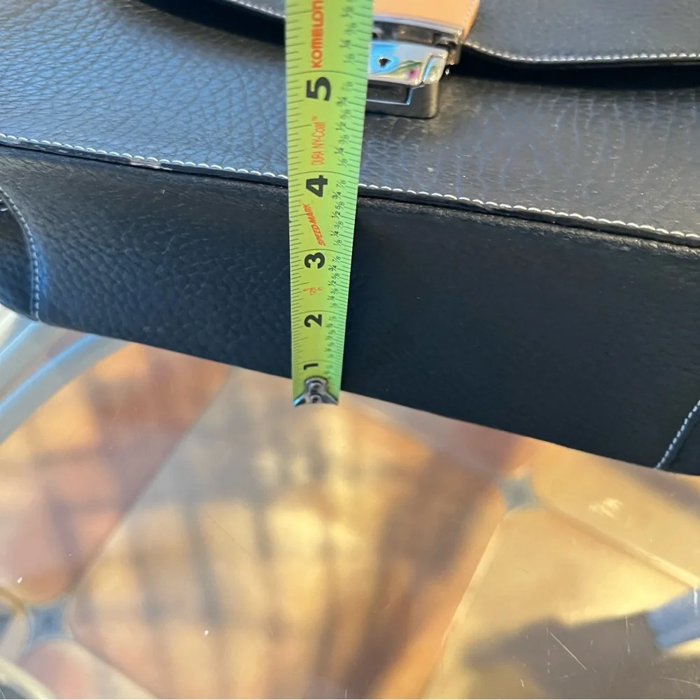 DOONEY AND BOURKE Black and Tan Leather Women's Bag NWOT! - Picture 8 of 8